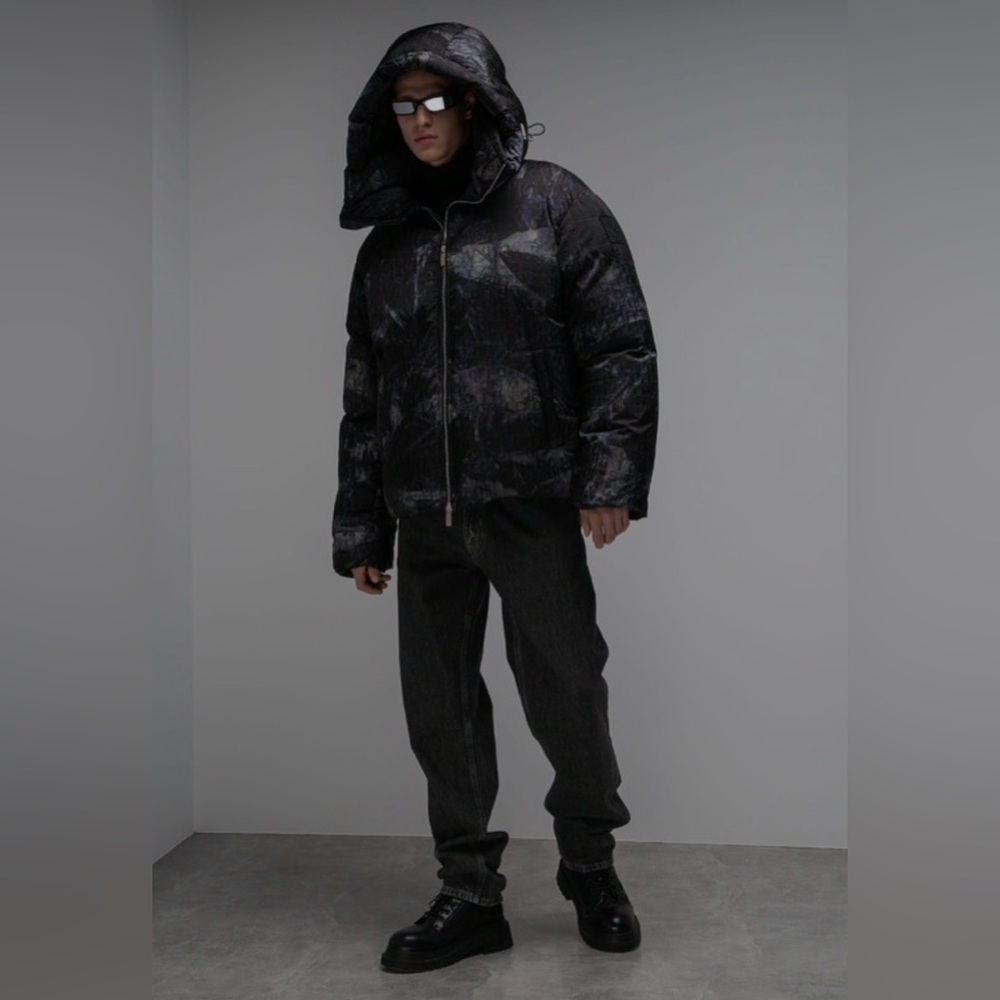 OFF-WHITE Logo-Jacquard Zip Down Puffer  Jacket - Black-1 and Gray (Men’s : M)